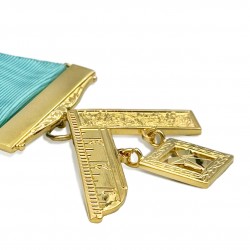 Craft Past Masters Breast Jewel