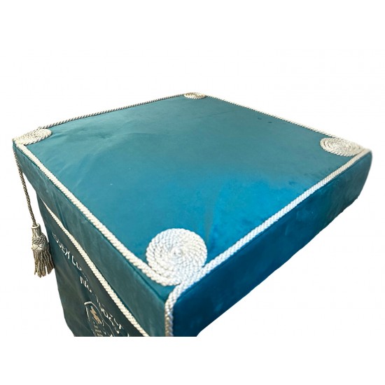 Craft Lodge Bible Cushion with a Dropfall