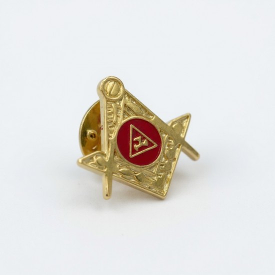 Gilt RA Chapter badge with SQ & Compass