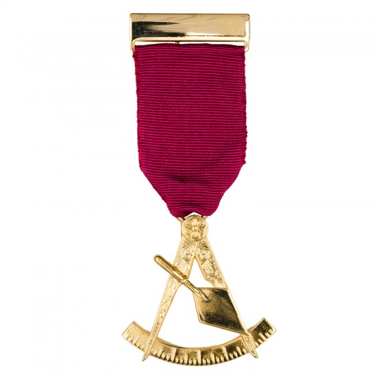 Royal & Select Masters Past Masters Breast Jewel