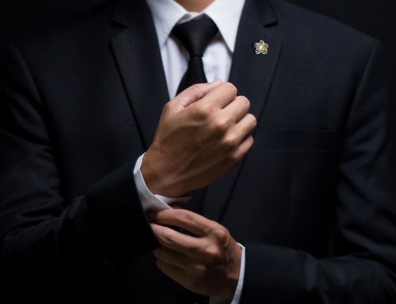 Swarovski Forget-Me-Not Lapel Badge