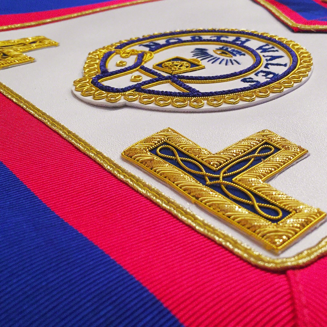 Mark Provincial Undress Apron Badge