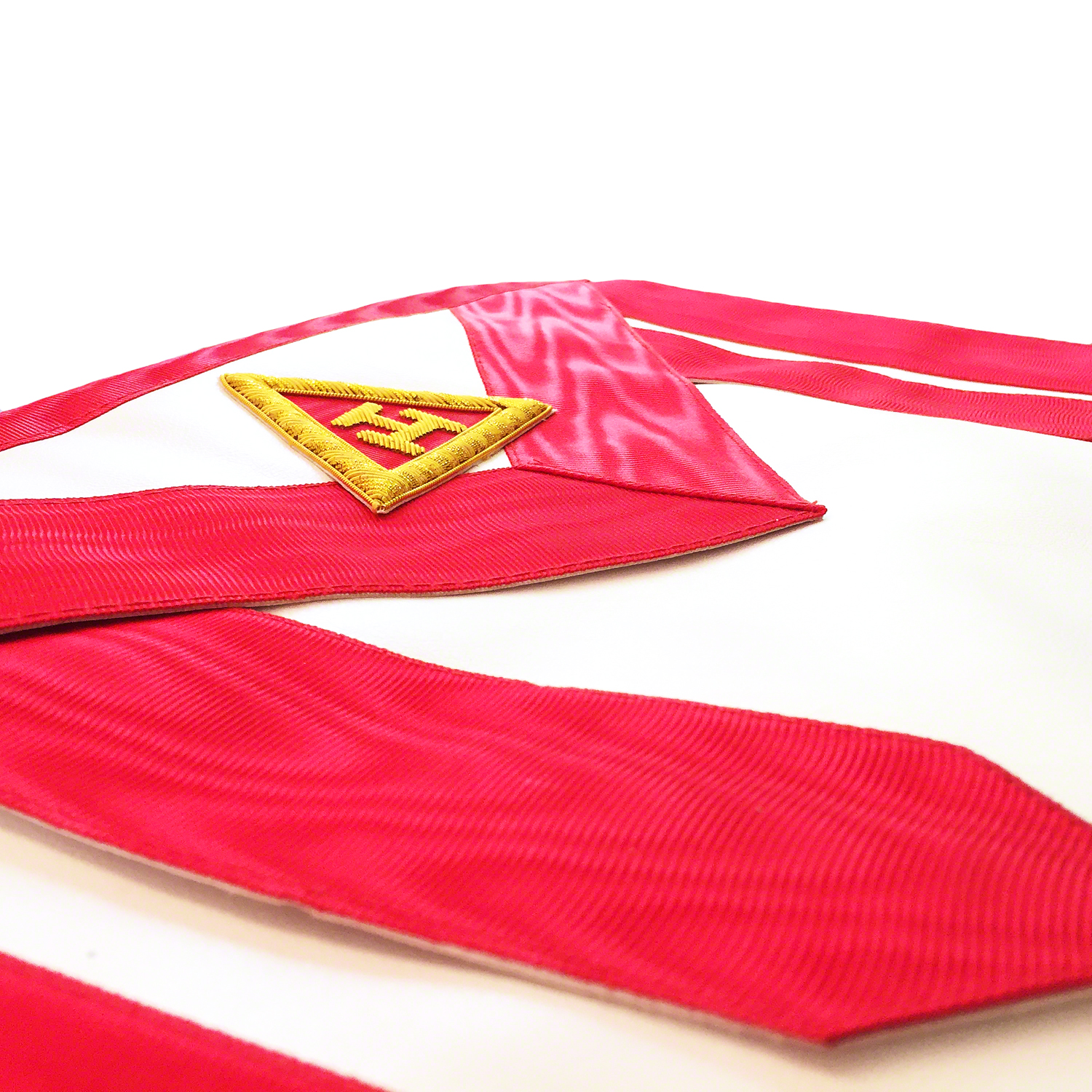 Irish RA Chapter Basic Apron